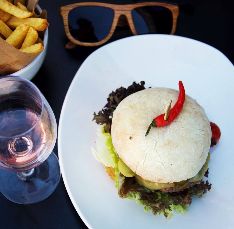 Défi : manger la chips la plus hot du monde ! - Cuisine Ta Mère