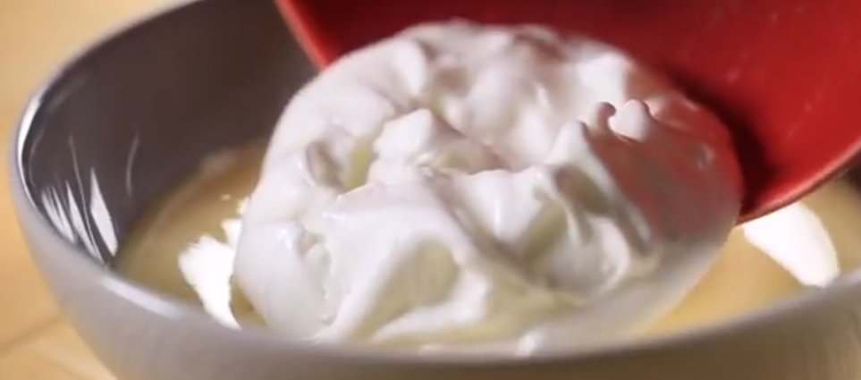 Les blancs en neige au micro-ondes - Cuisine Ta Mère