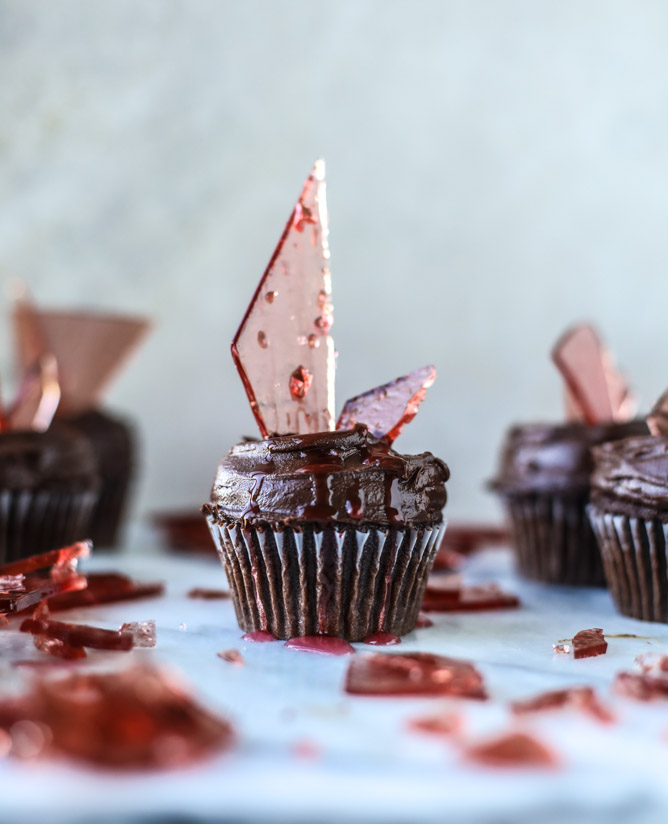 devils-food-cupcakes-i-howsweeteats-com-11