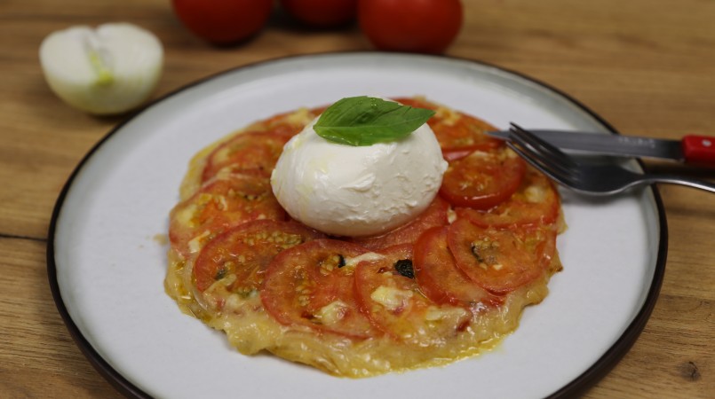 Tarte tatin tomate – mozzarella