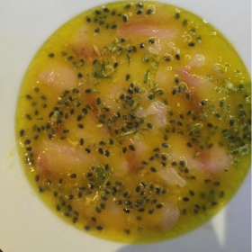 Carpaccio de daurade aux fruits de la passion