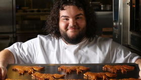 ARRÊTEZ TOUT ! Hot Pie de Game of Thrones vient d’ouvrir une boulangerie