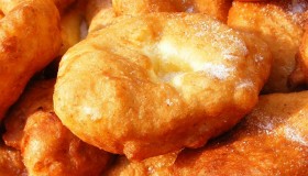 Pourquoi mange-t-on des beignets pour Mardi Gras ?