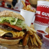 Five Guys débarque en France !