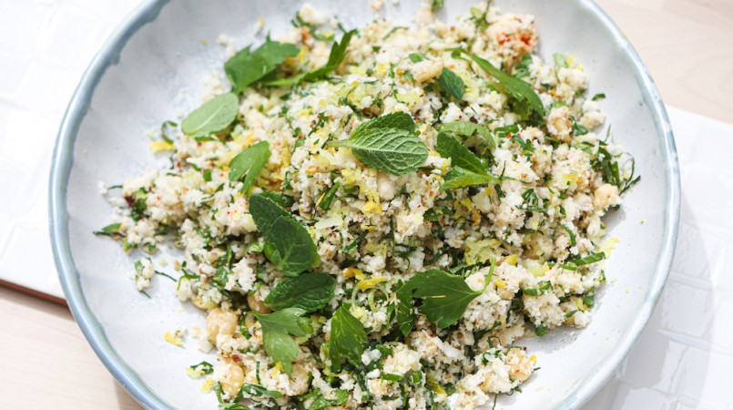 Tabouleh de chou-fleur aux fruits secs