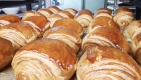 Pain au chocolat VS chocolatine : qui a gagné la Coupe du monde de la viennoiserie ?