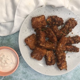 Nuggets de saumon et sauce fraîche