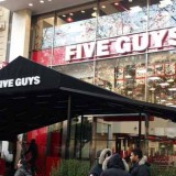 Five Guys : une nouvelle enseigne à Paris, la plus grande du monde !