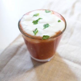 Gaspacho fraise, tomate, écume de fromage