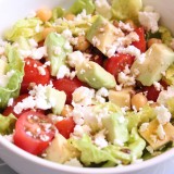 Salade avocat, feta et pois chiches