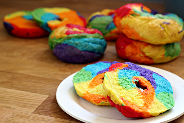 Rainbow-Bagels-14