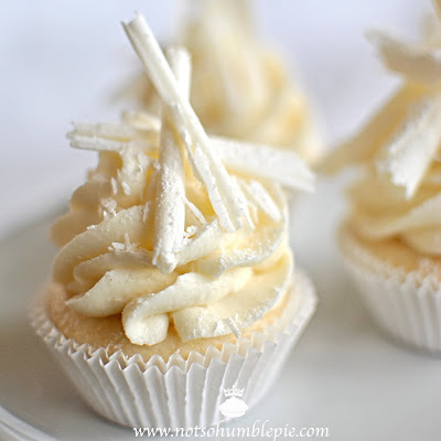 white-chocolate-cupcakes4
